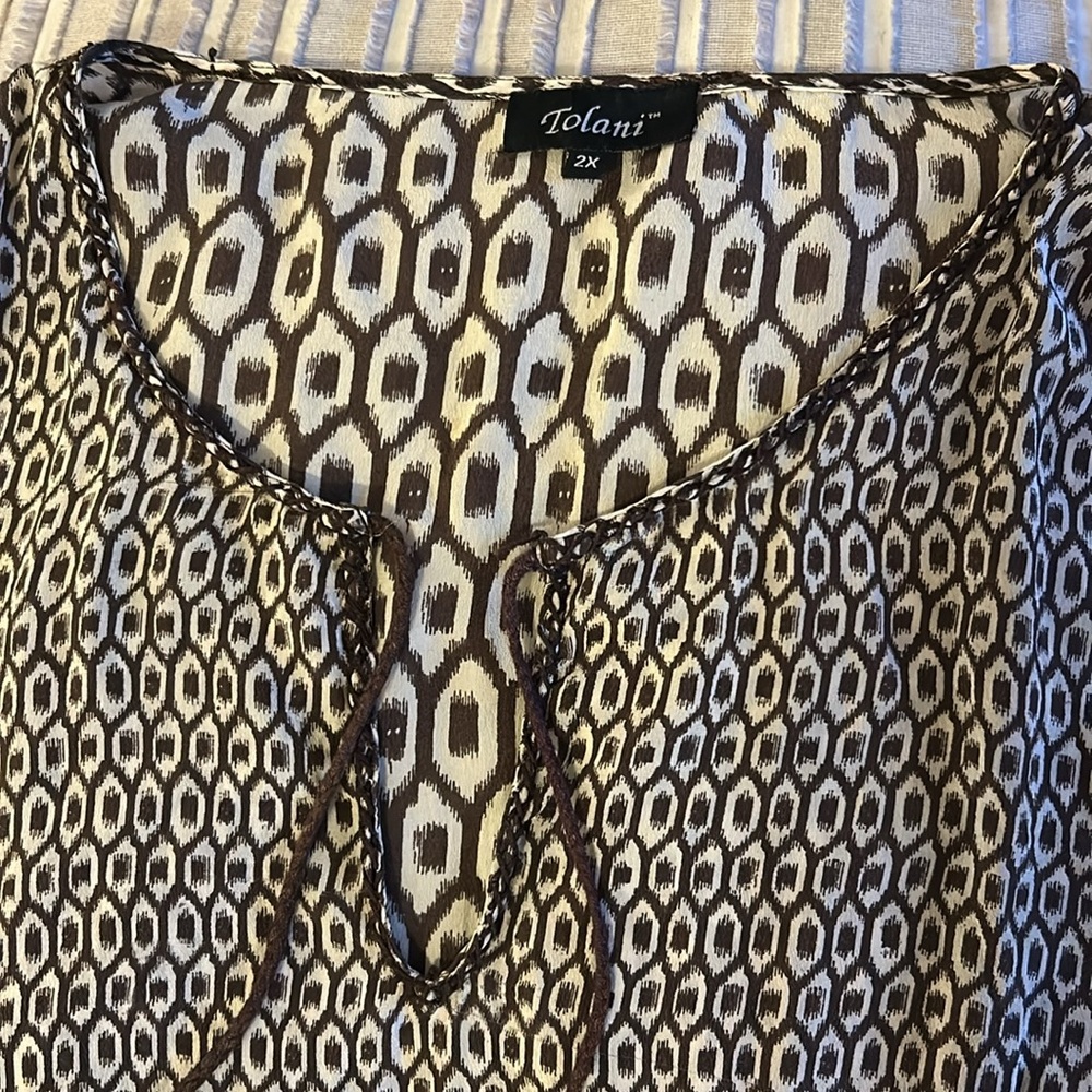 Tolani Blouse Tumic 2XL - Picture 2 of 5